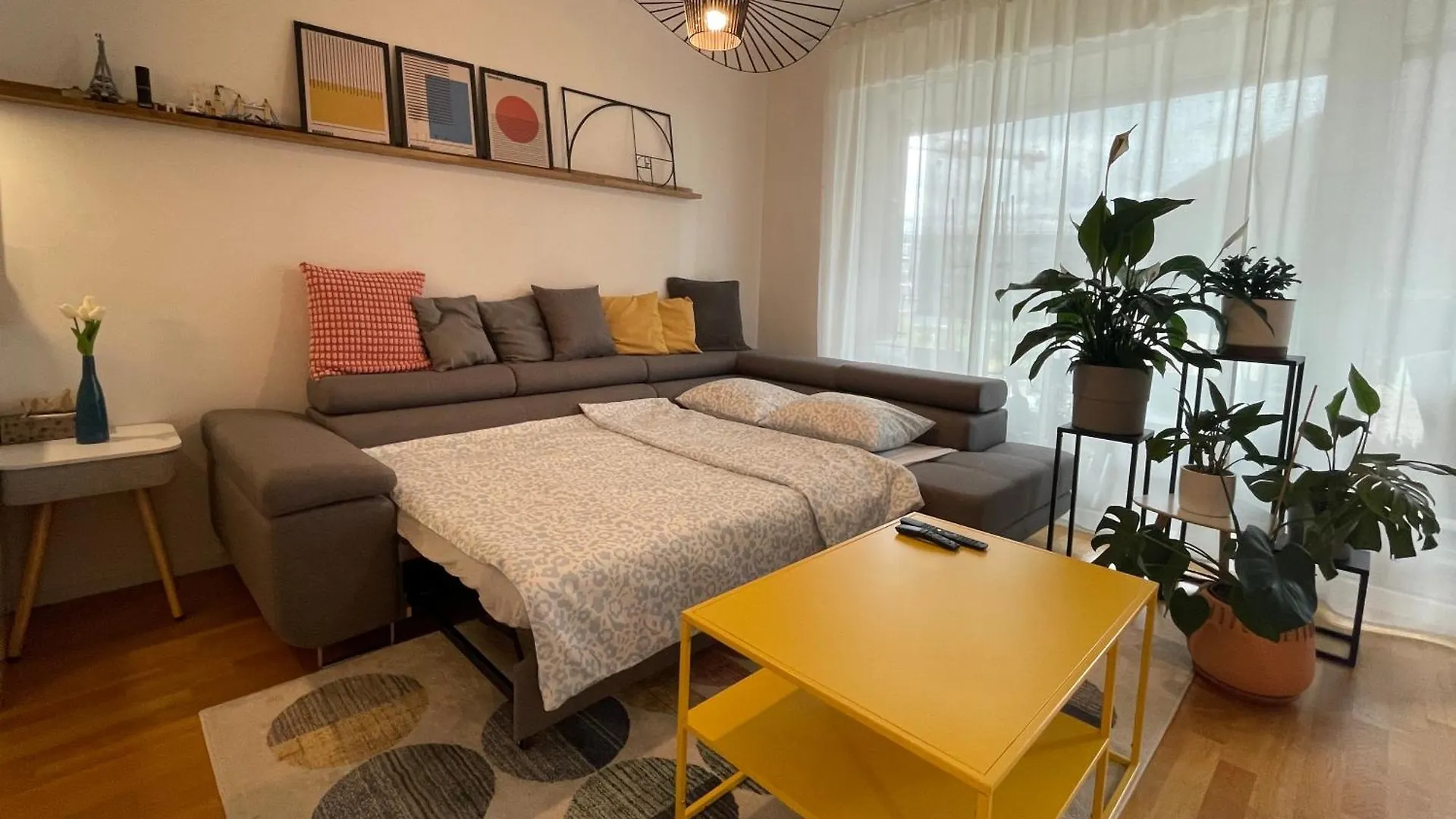 Spacious Apartment - Art Basel